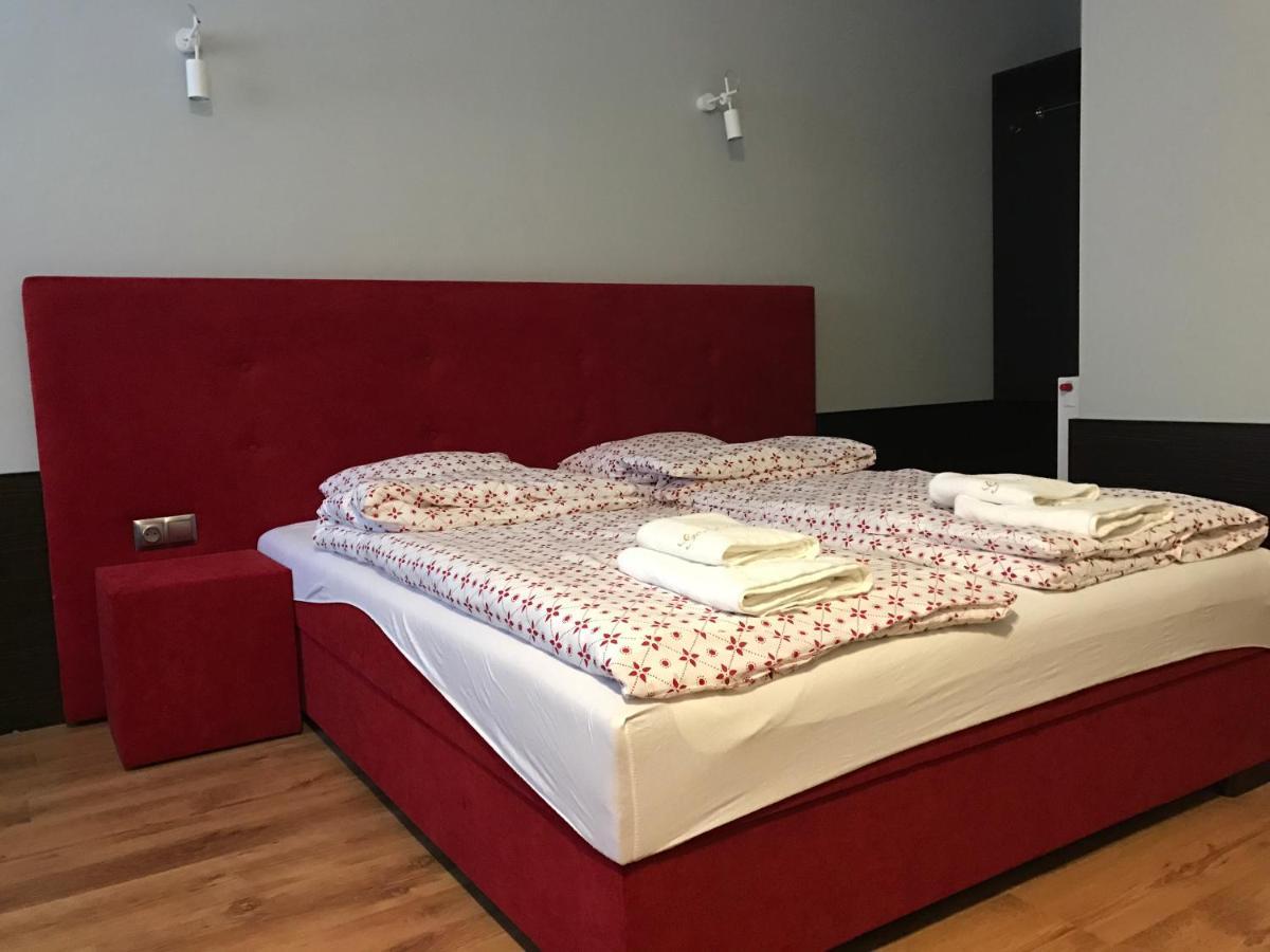 Gosciniec Krepa Hotel Lipsko Luaran gambar